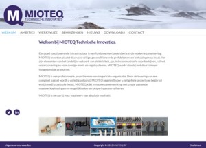 Een screenshot van de homepage van de nieuwe website van Mioteq met in de header een foto van een IJslands landschap met een slingerweg. Geen traject is hetzelfde, alles is uniek.